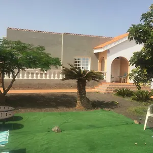 https://mi-casa.in-canary-islands.com